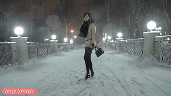 Jeny Smith Naked In Snow Fall Walking Through The City free video