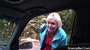 Old Bitch Gets Nailed In The Car By A Stranger free video