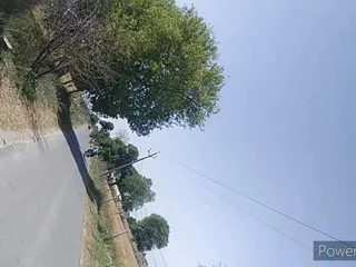 Bike Par Mili Chalu Ladki Lund Pakad Kar Hilane Lagi Oe Blowjob Ka Bola free video